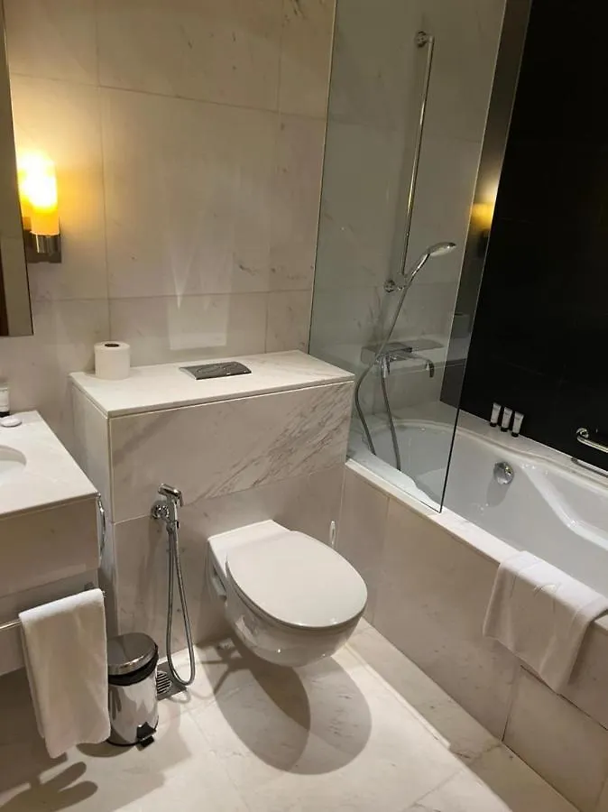 Address Dubai Mall Fashion Avenue 1 Bedroom 34 Floor Apartment